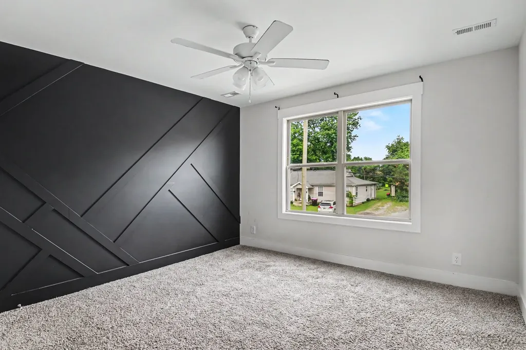 109 B Adkins Street Clarksville TN 37042