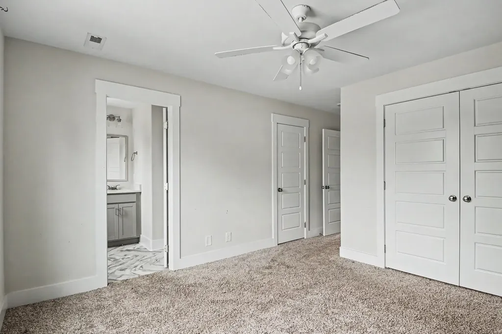 109 B Adkins Street Clarksville TN 37042