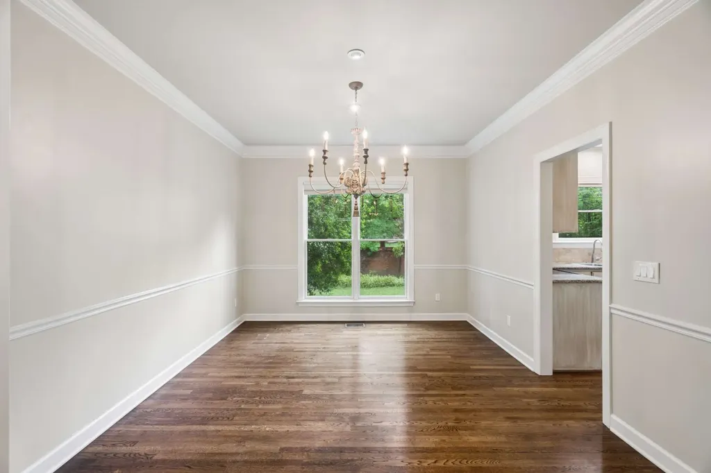 57 Wyn Oak Nashville TN 37205