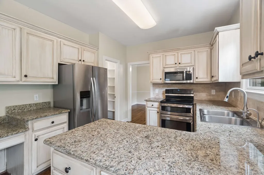 57 Wyn Oak Nashville TN 37205