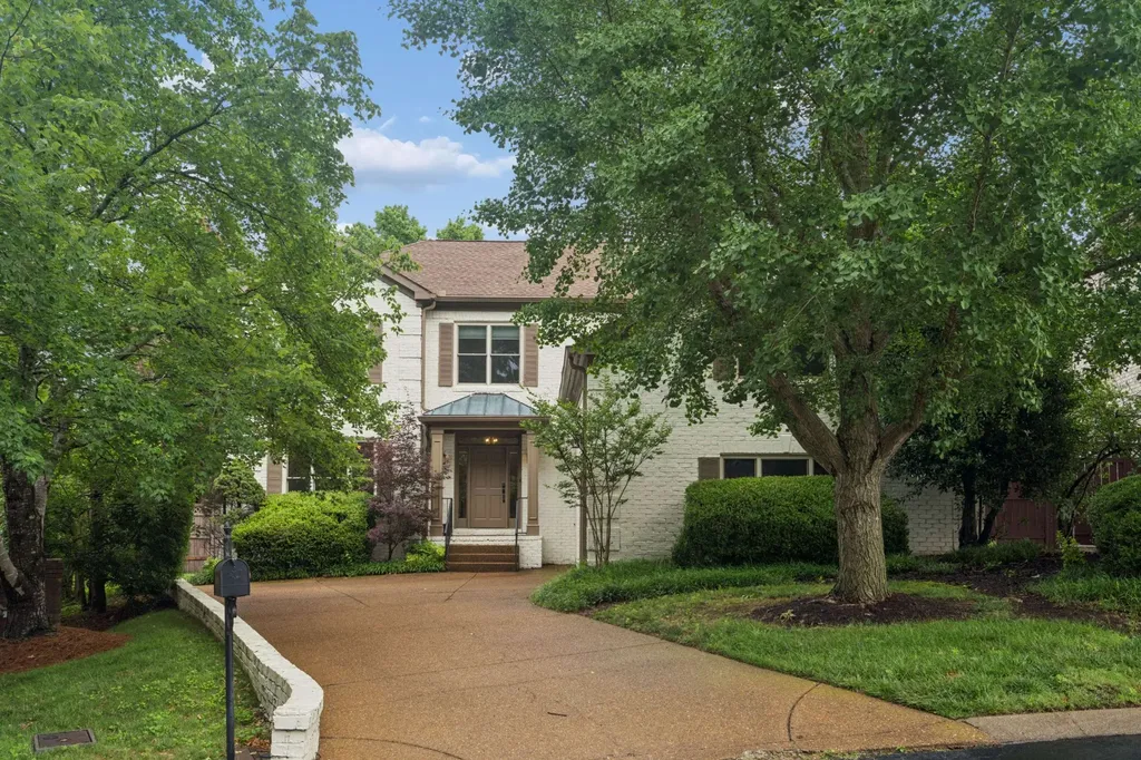 57 Wyn Oak Nashville TN 37205