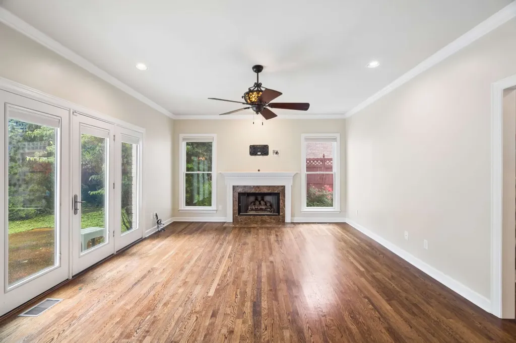 57 Wyn Oak Nashville TN 37205