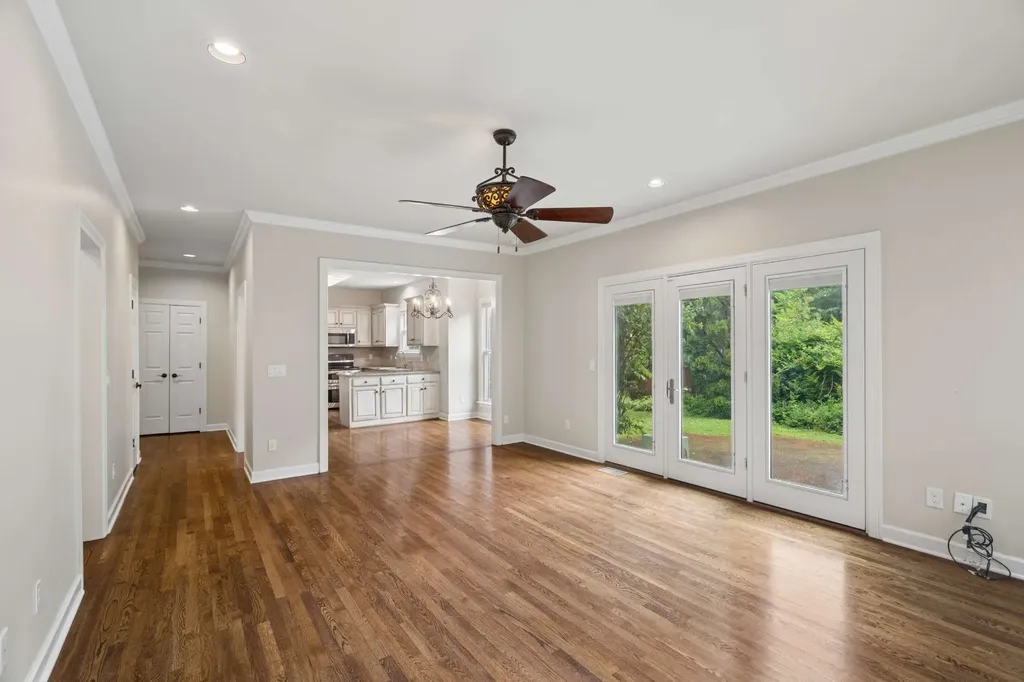 57 Wyn Oak Nashville TN 37205