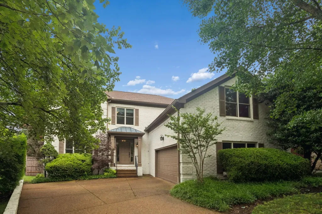 57 Wyn Oak Nashville TN 37205