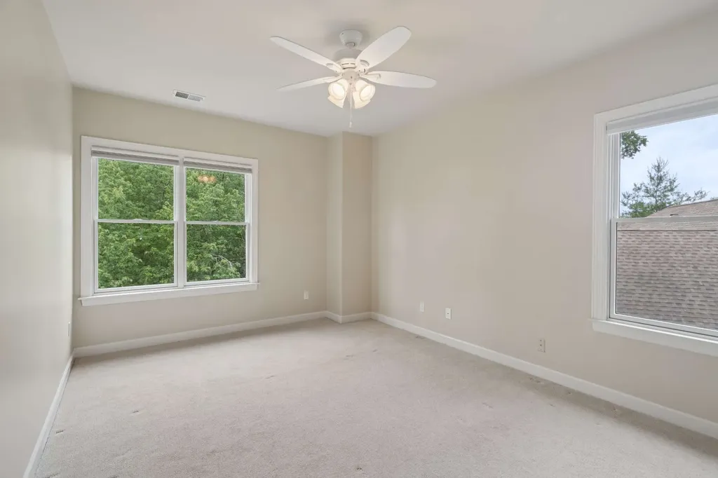 57 Wyn Oak Nashville TN 37205