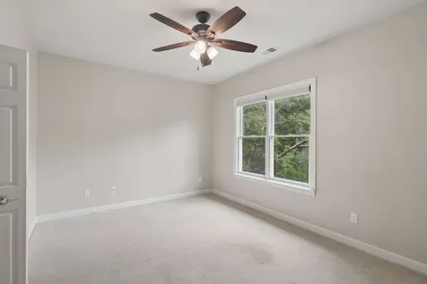57 Wyn Oak Nashville TN 37205