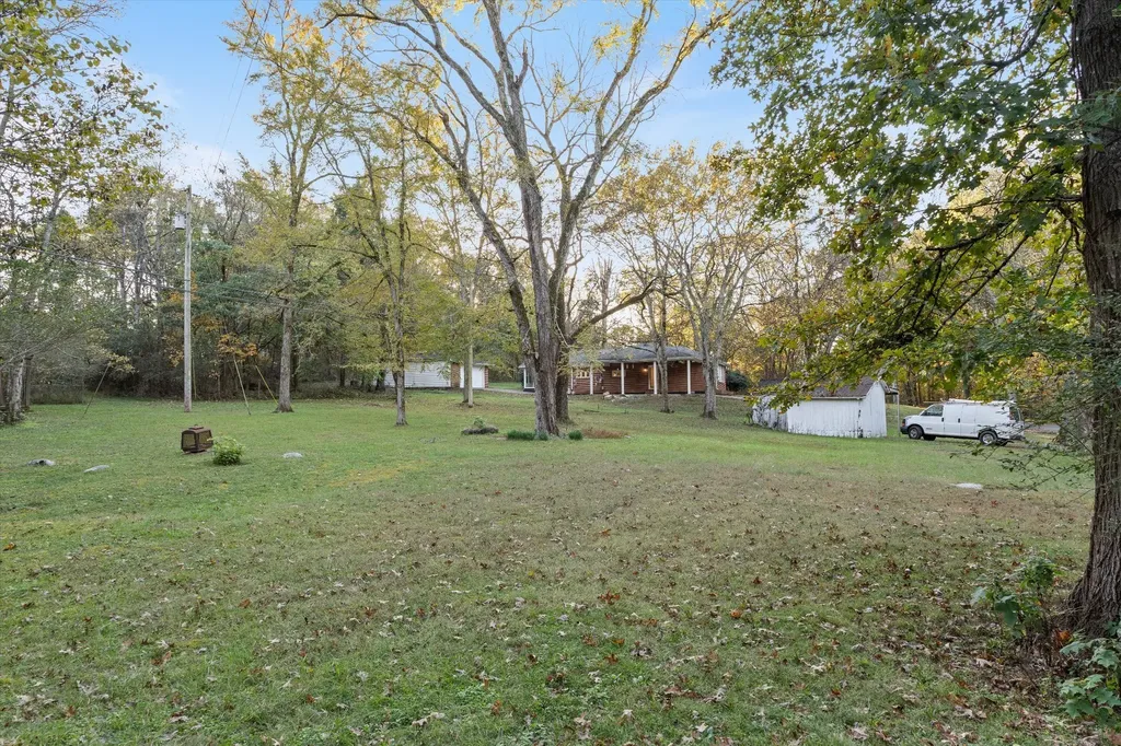 31 Volunteer Circle Carthage TN 37030
