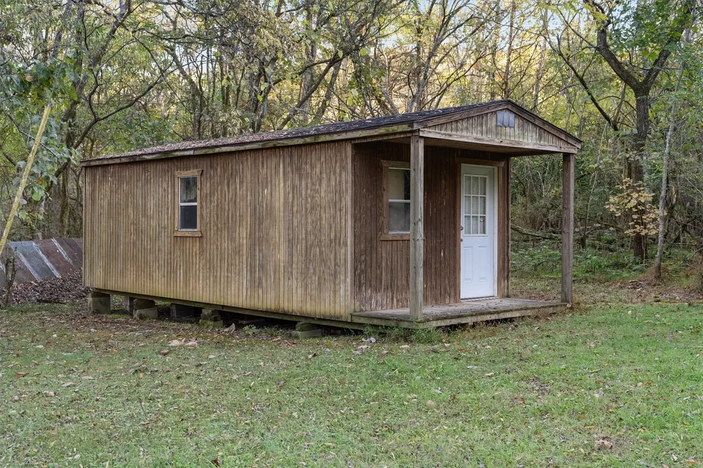 31 Volunteer Circle Carthage TN 37030