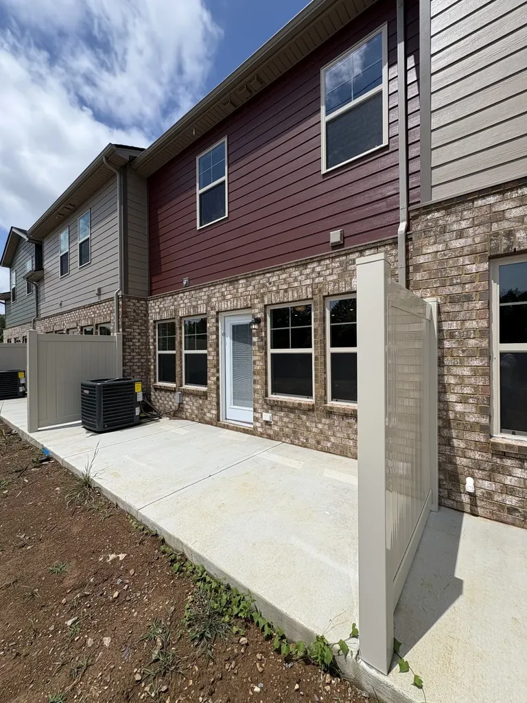 432 Slugger Street Smyrna TN 37167