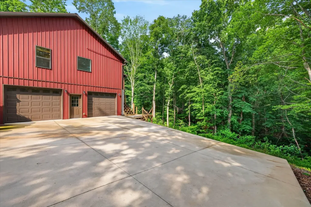115 Dale Lane Dover TN 37058