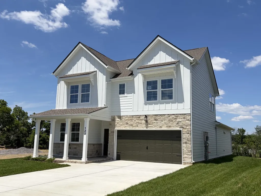 123 Dahlia Drive La Vergne TN 37086