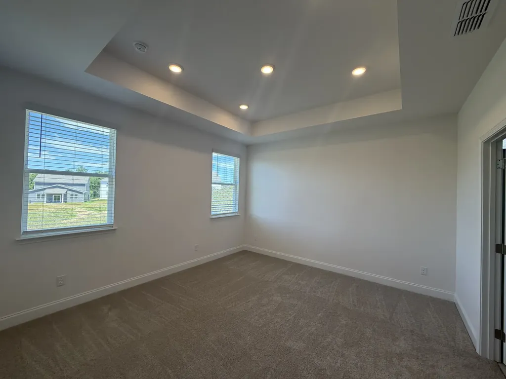 123 Dahlia Drive La Vergne TN 37086