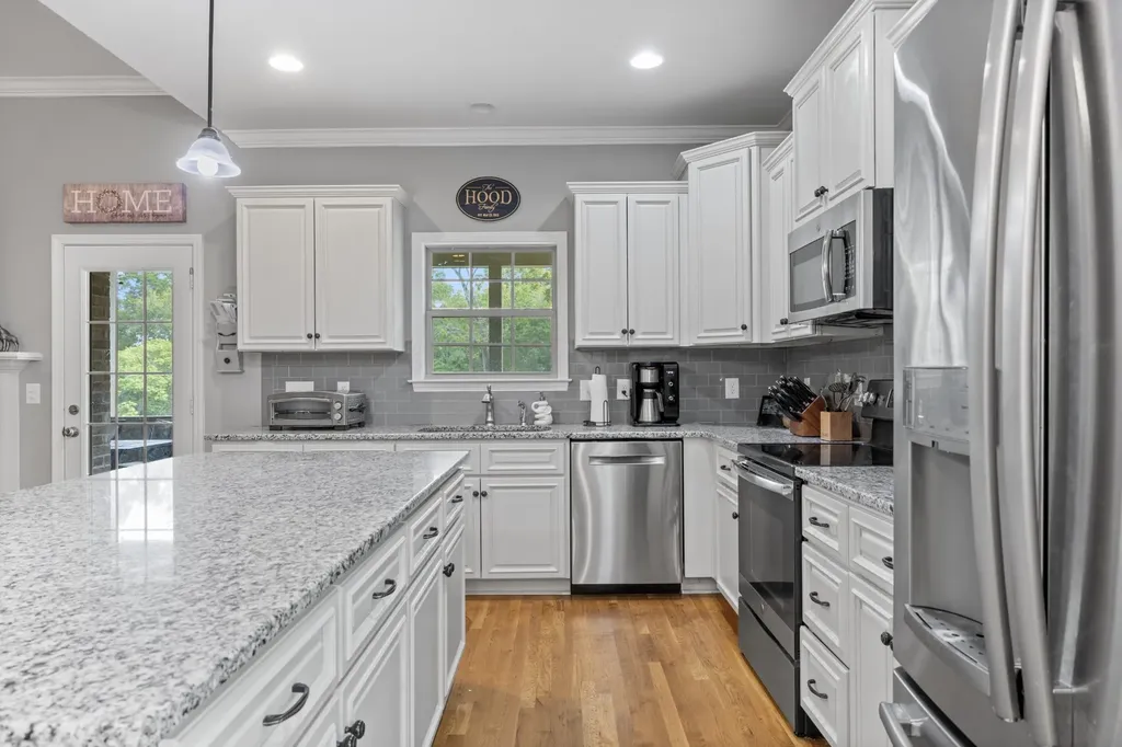 6027 Spade Drive Spring Hill TN 37174