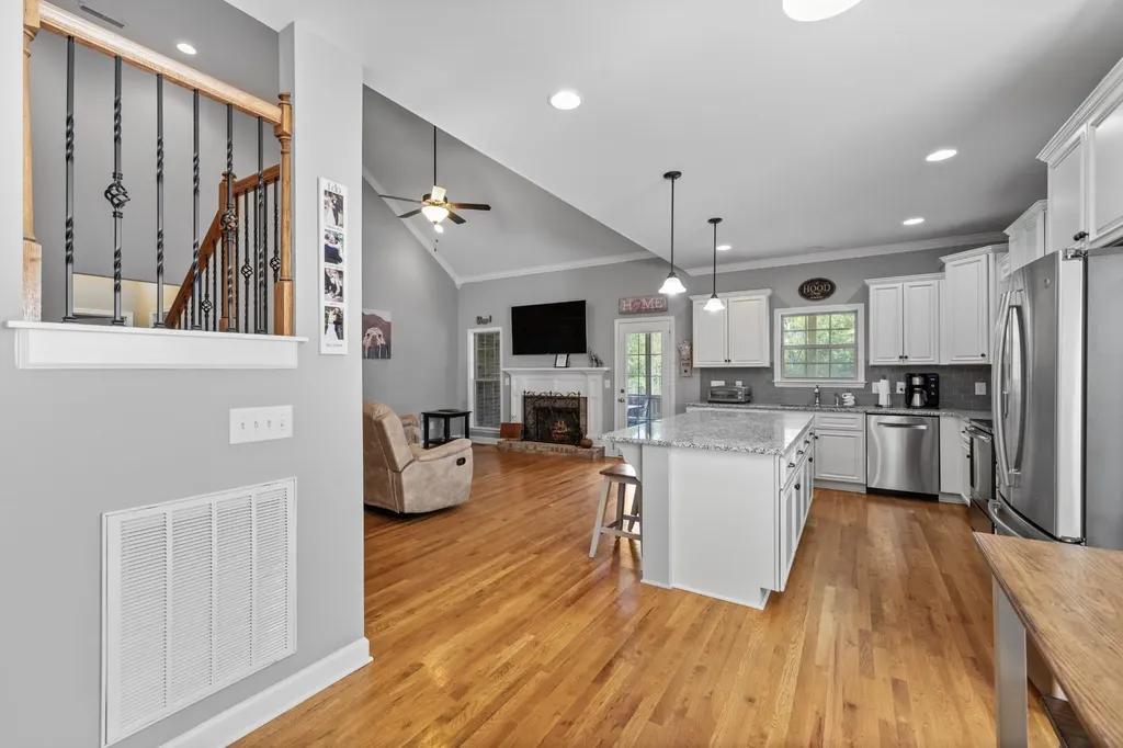 6027 Spade Drive Spring Hill TN 37174