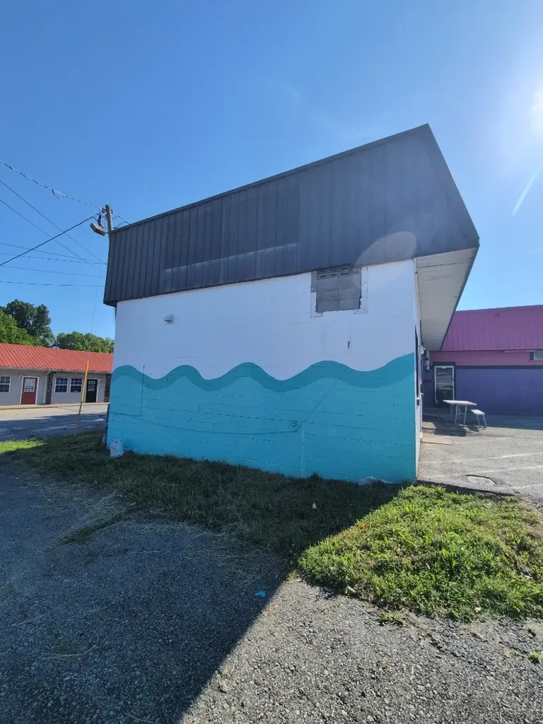 110 Tiny Town Road Clarksville TN 37042