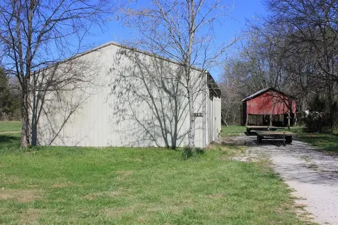 820 Edwards Road Russellville KY 42276