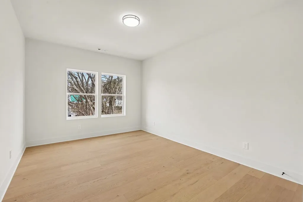 3413 Hydes Ferry Road Nashville TN 37218