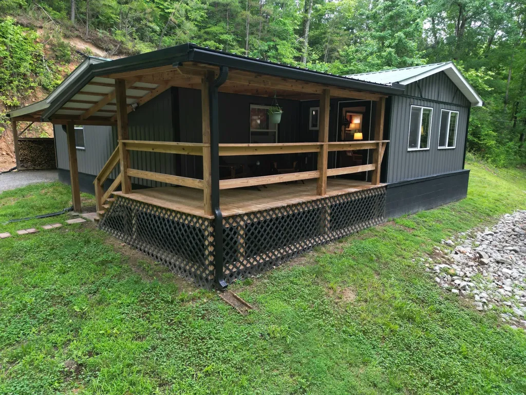 14656 Highway 438, W Linden TN 37096