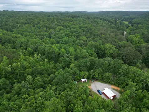 14656 Highway 438, W Linden TN 37096