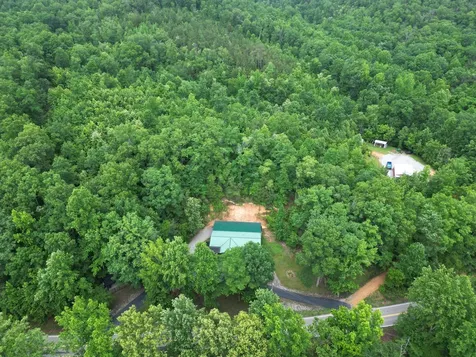 14656 Highway 438, W Linden TN 37096