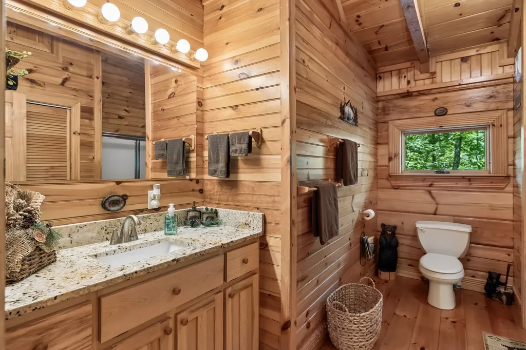 340 Doe Ridge Road Oneida TN 37841