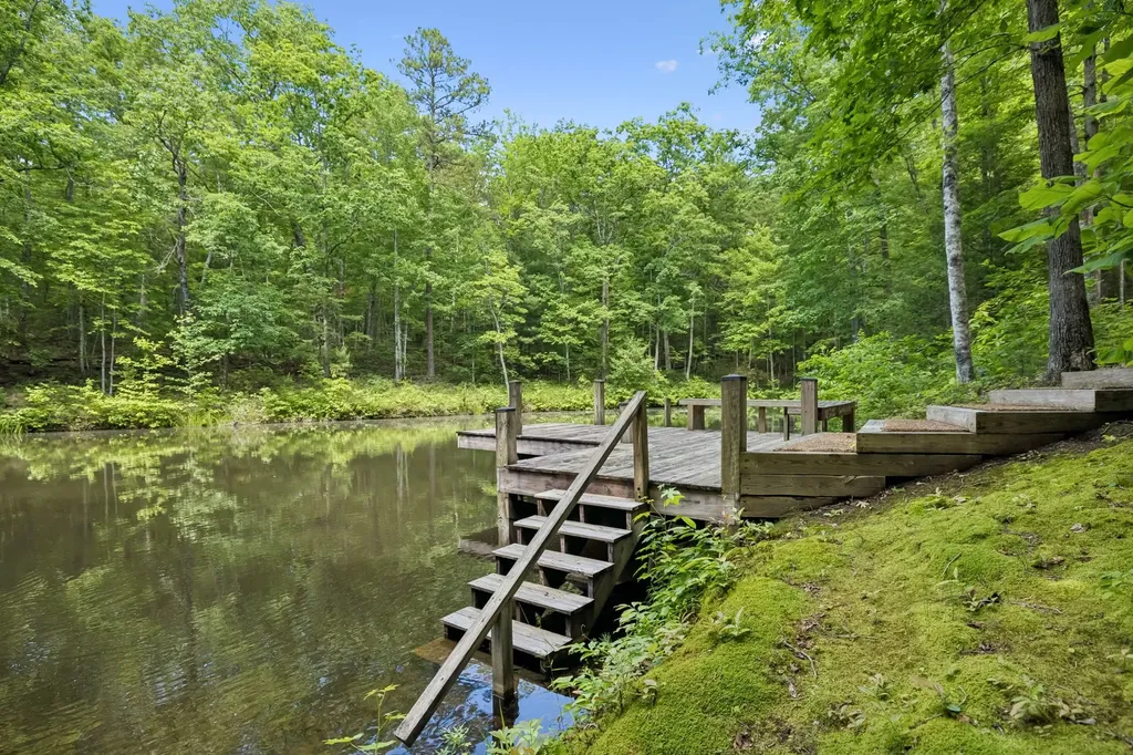 340 Doe Ridge Road Oneida TN 37841