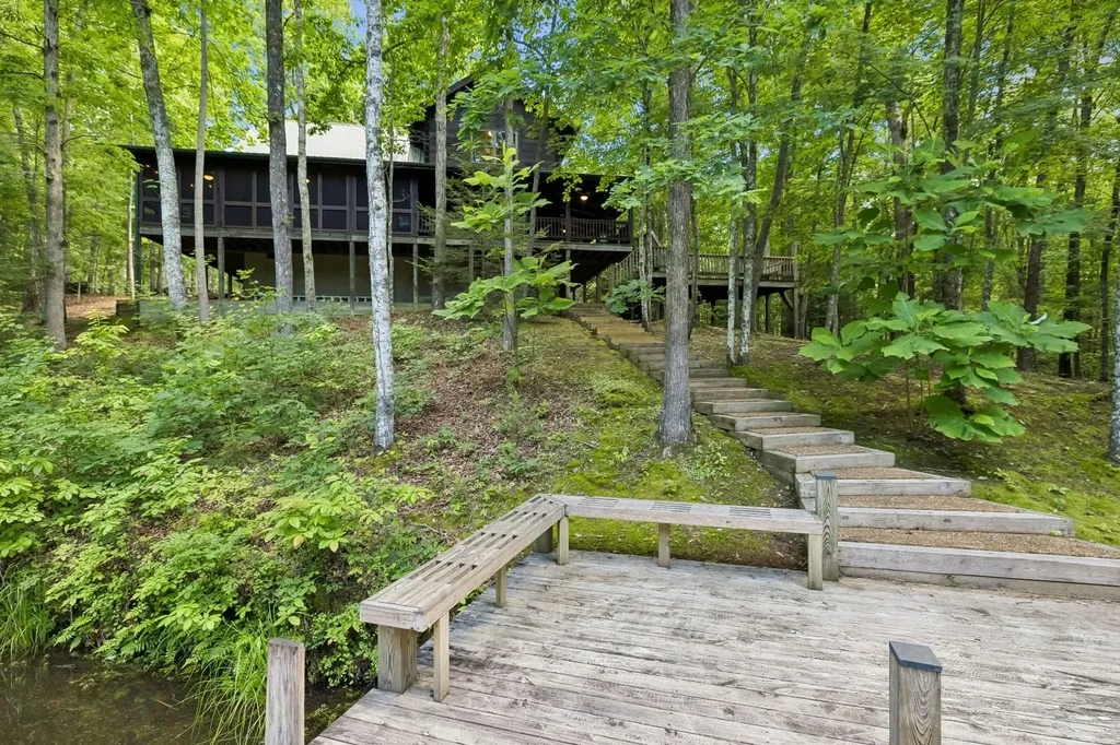 340 Doe Ridge Road Oneida TN 37841