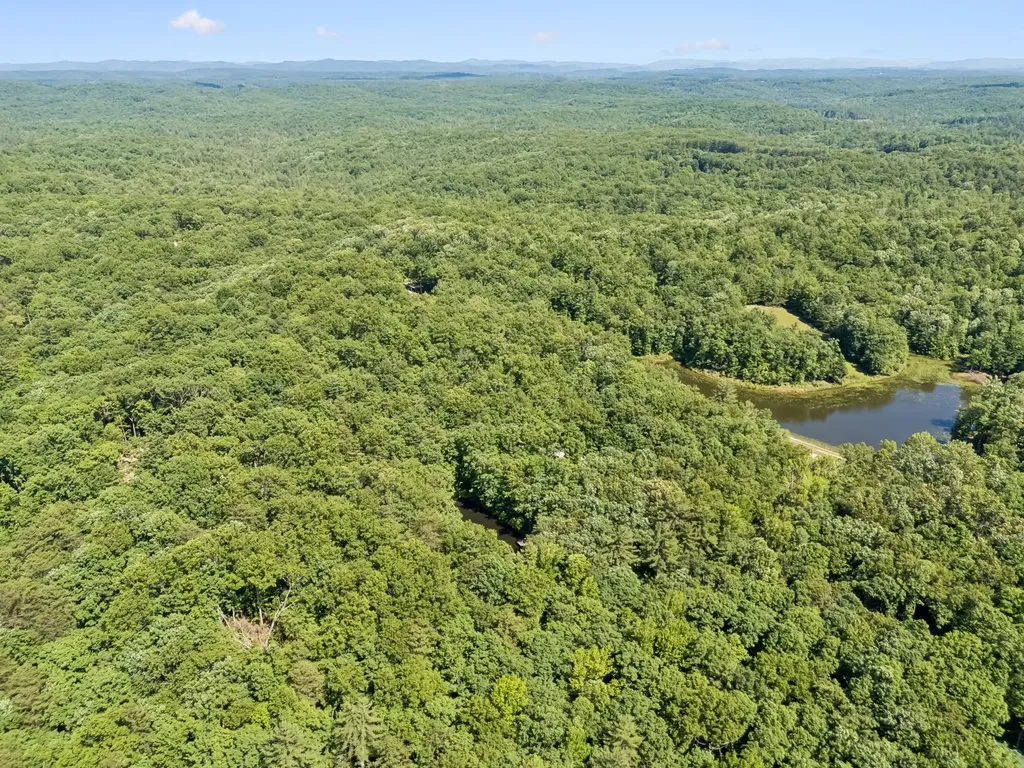 340 Doe Ridge Road Oneida TN 37841