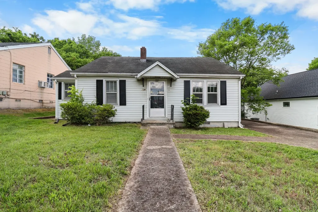 726 Richardson Street Clarksville TN 37040