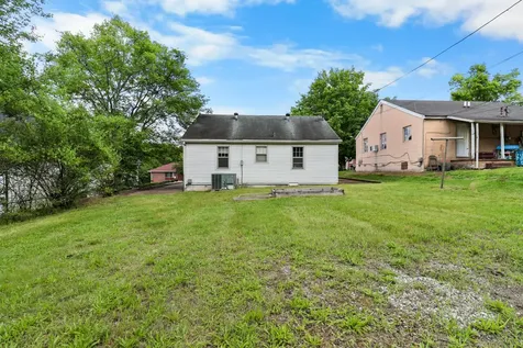 726 Richardson Street Clarksville TN 37040
