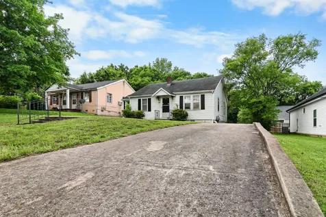 726 Richardson Street Clarksville TN 37040