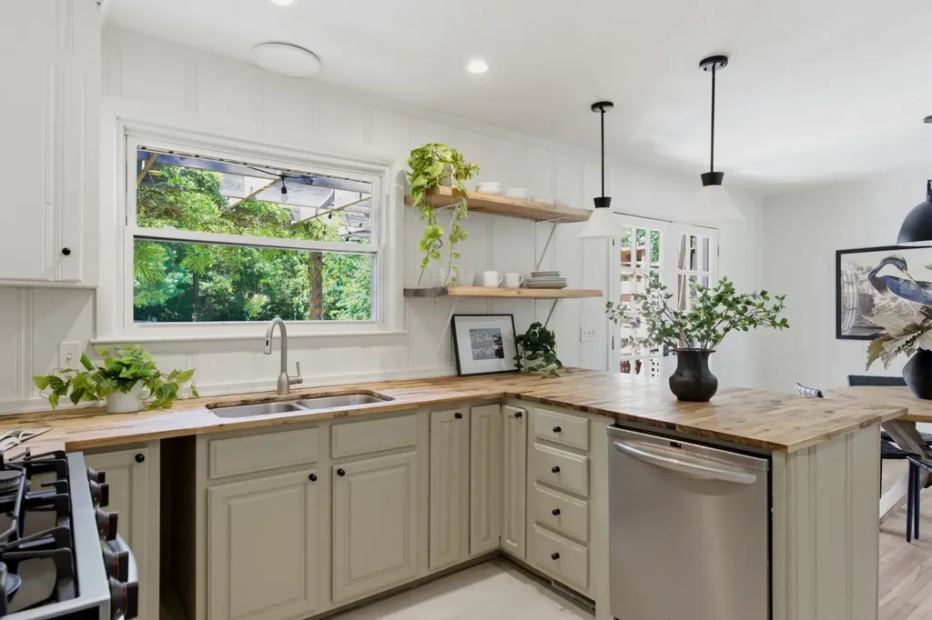 312 Randall Drive Nashville TN 37211