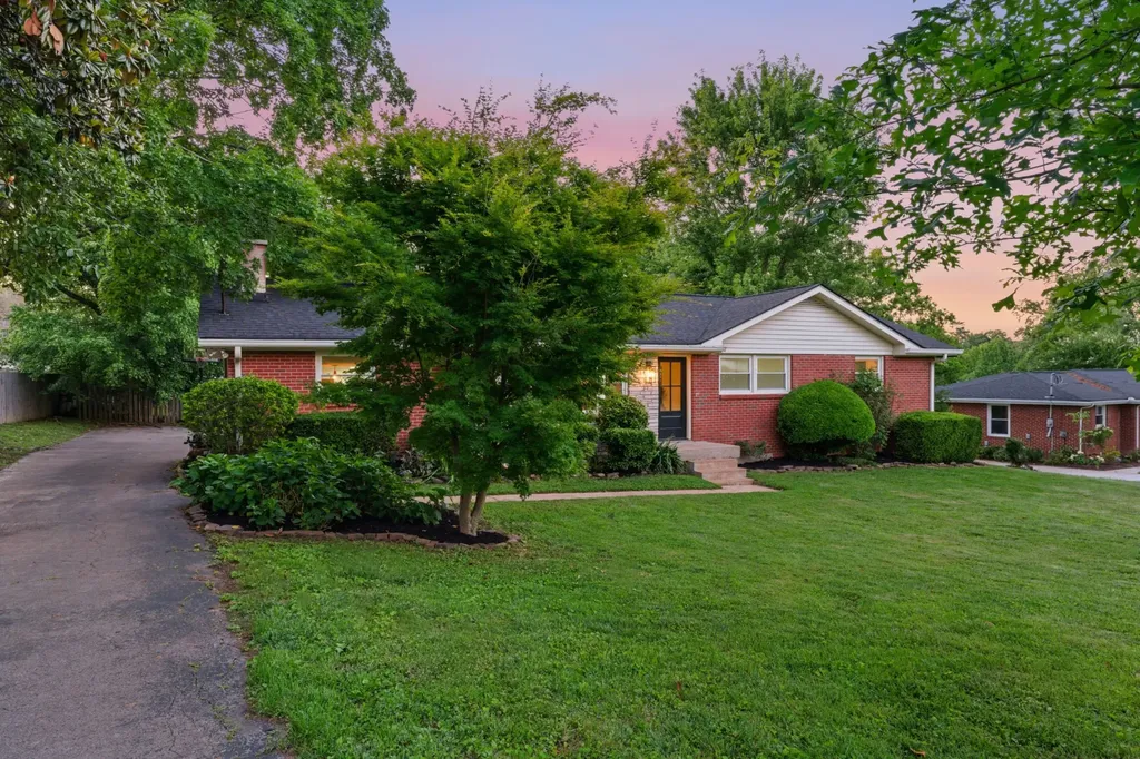 312 Randall Drive Nashville TN 37211