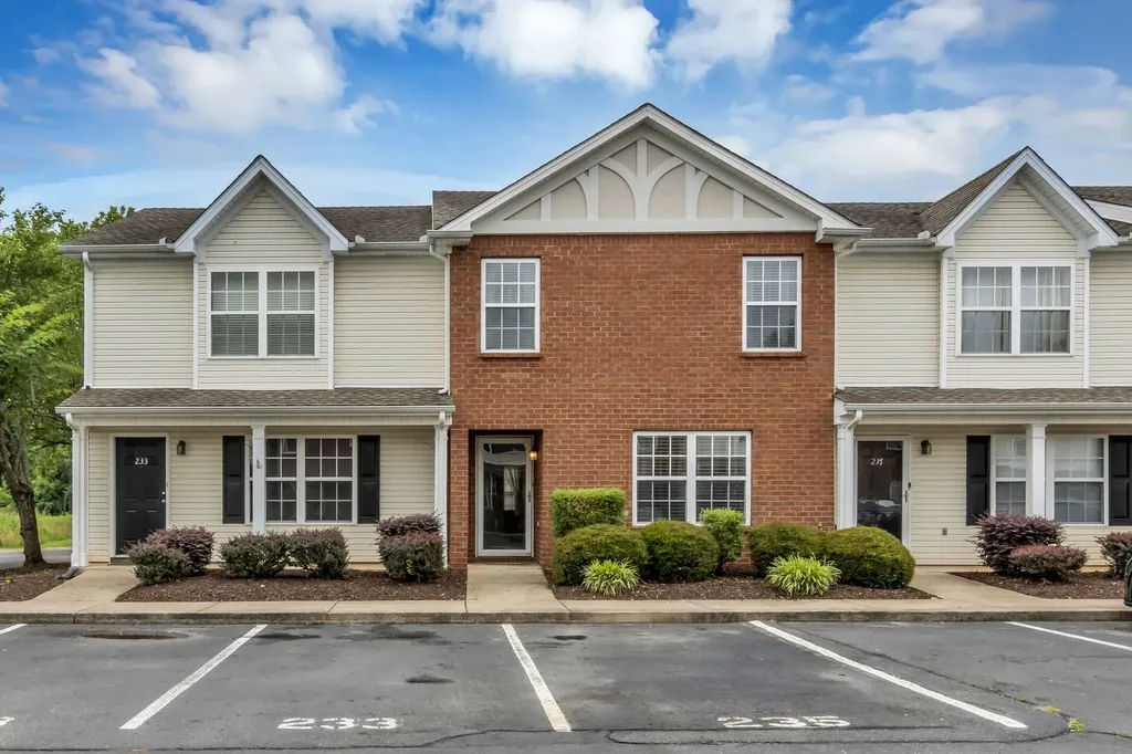 235 Arapaho Drive Murfreesboro TN 37128