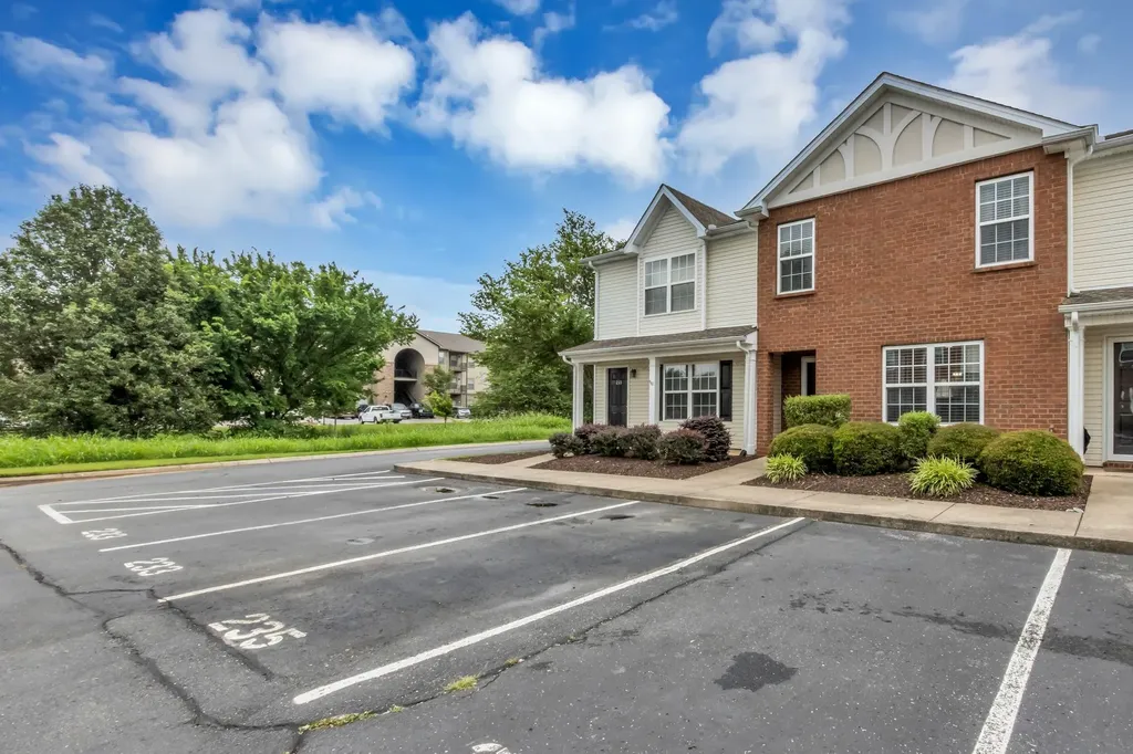 235 Arapaho Drive Murfreesboro TN 37128