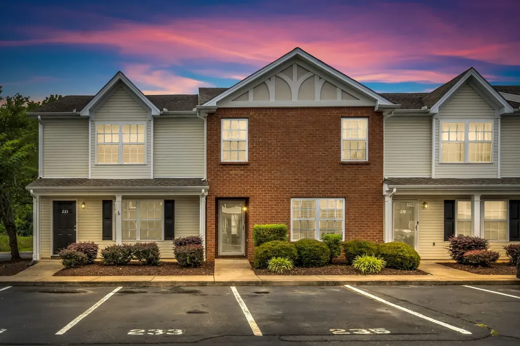 235 Arapaho Drive Murfreesboro TN 37128