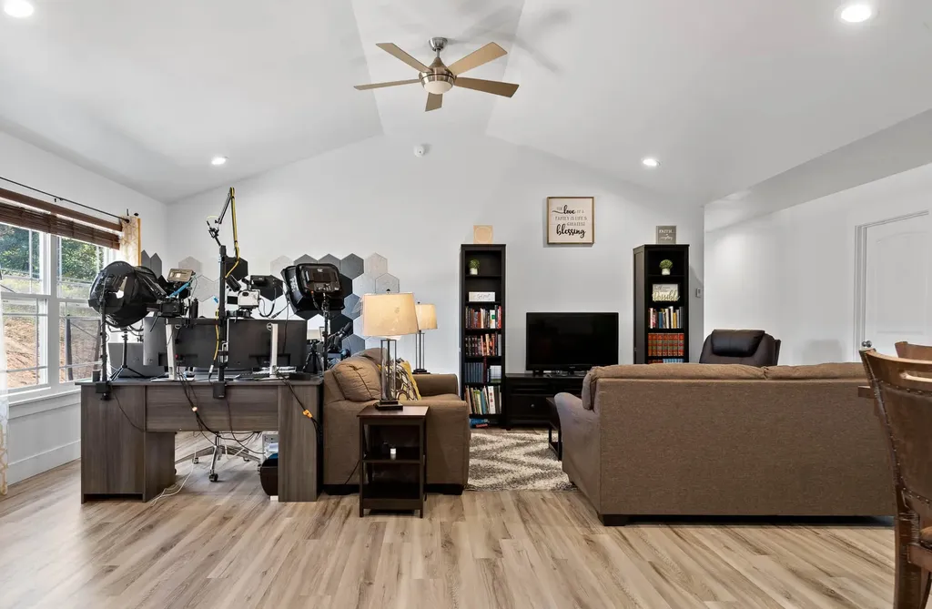 173 Mockingbird Lane Dayton TN 37321