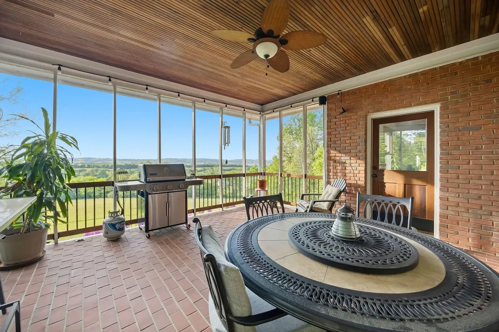 114 Hidden Brook Drive Sweetwater TN 37874