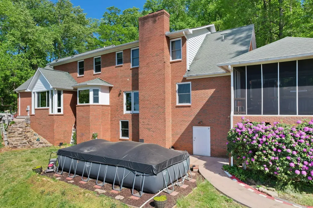 114 Hidden Brook Drive Sweetwater TN 37874