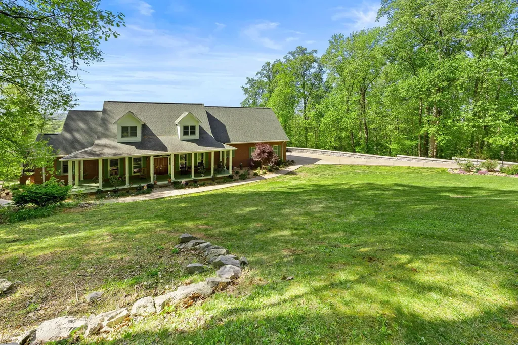 114 Hidden Brook Drive Sweetwater TN 37874