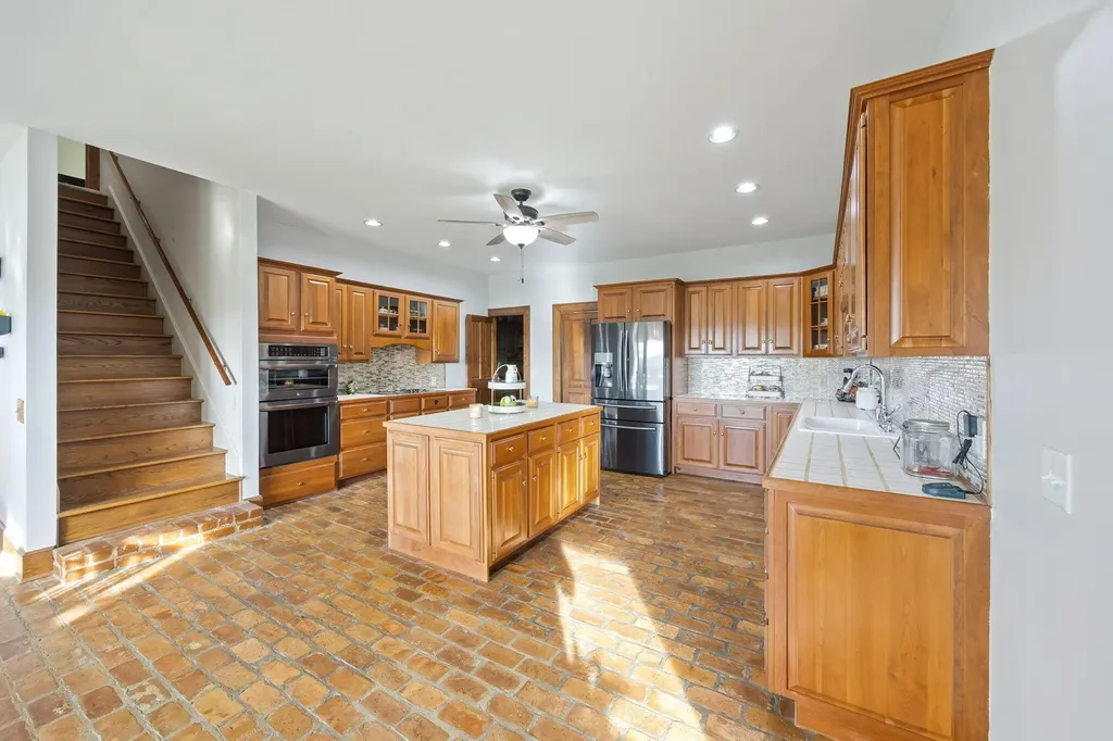 114 Hidden Brook Drive Sweetwater TN 37874
