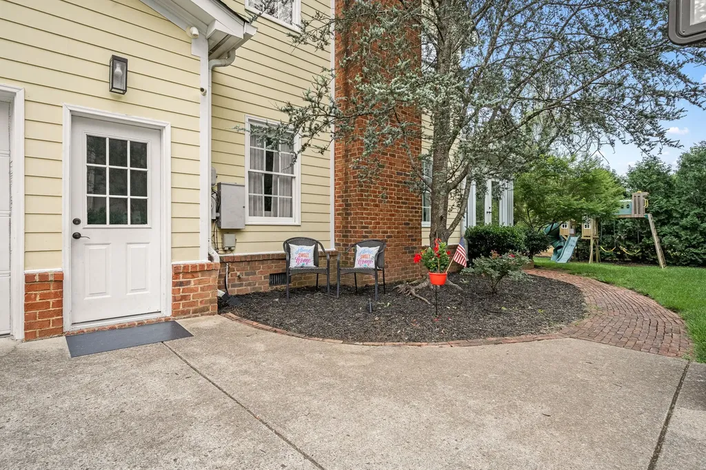 2118 Prestwick Drive Murfreesboro TN 37130