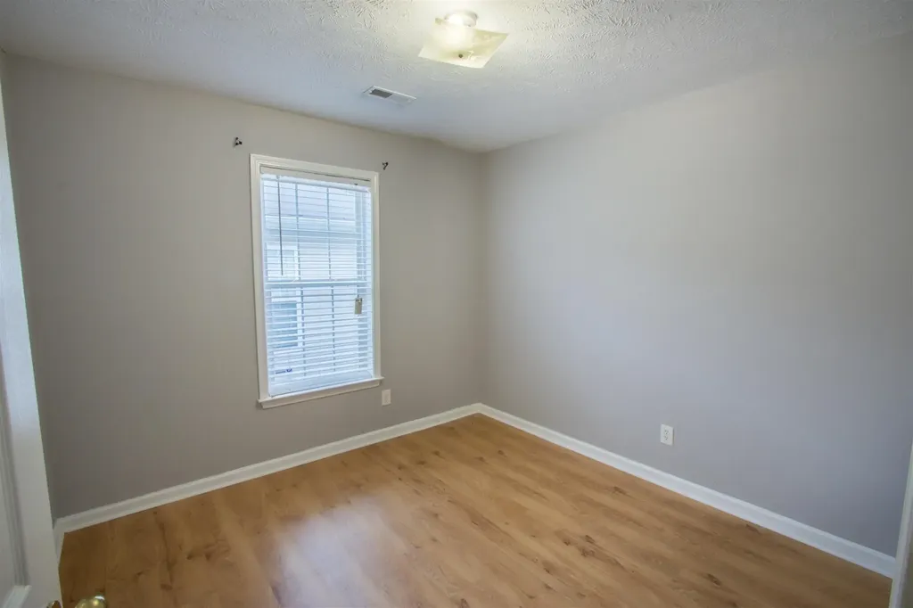 4054 Margo Circle La Vergne TN 37086