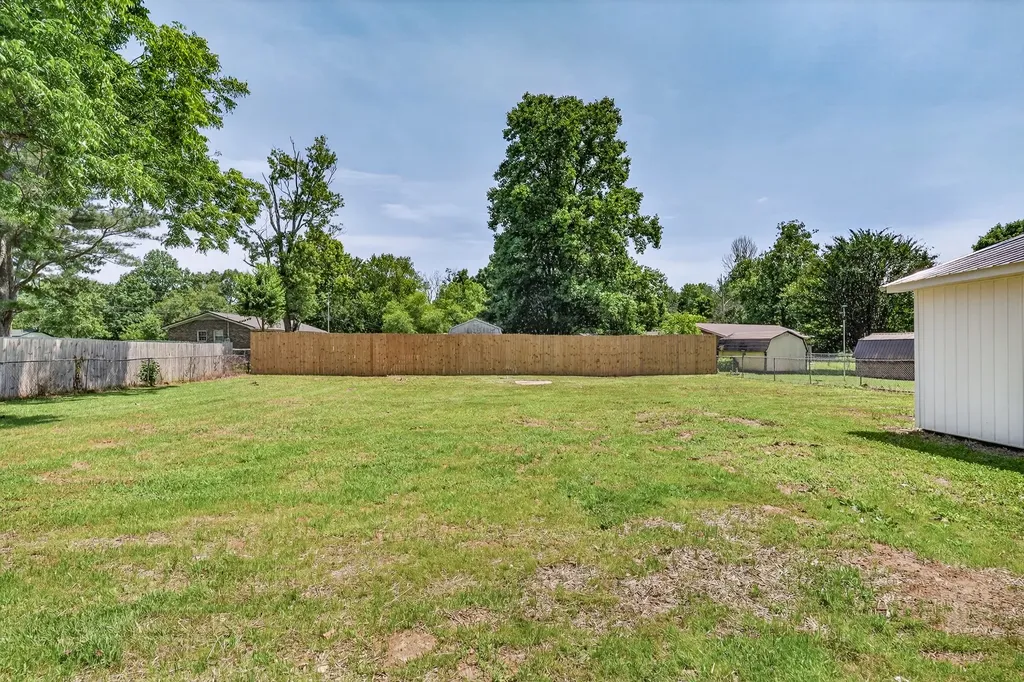 76 Simmons Circle Fayetteville TN 37334