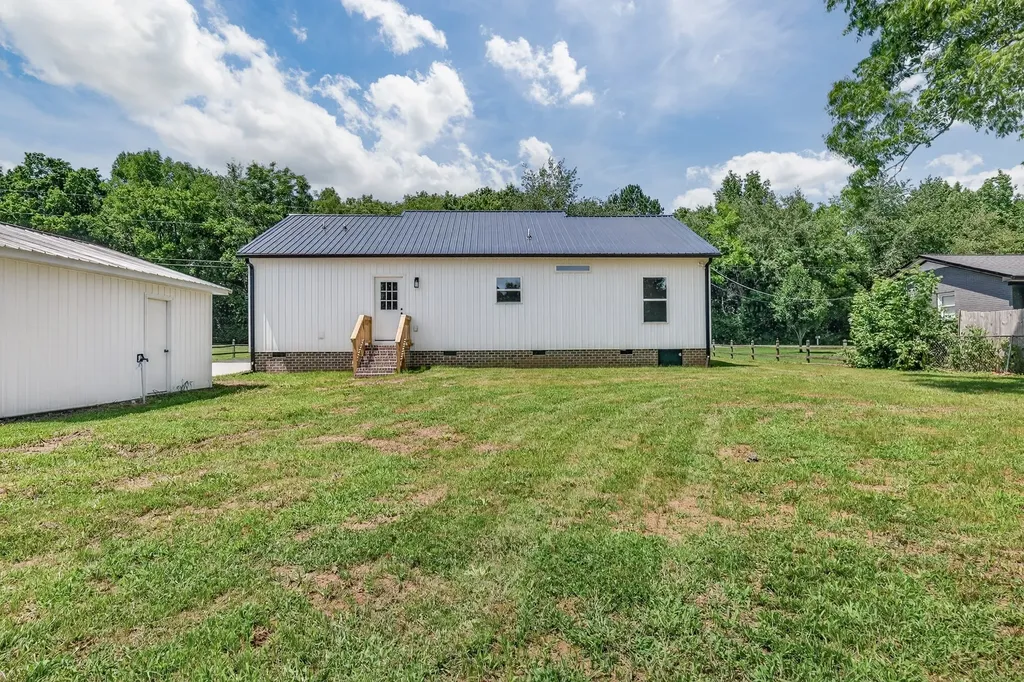 76 Simmons Circle Fayetteville TN 37334