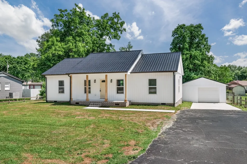 76 Simmons Circle Fayetteville TN 37334