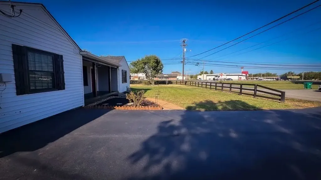 102 Elmwood Drive Lebanon TN 37087