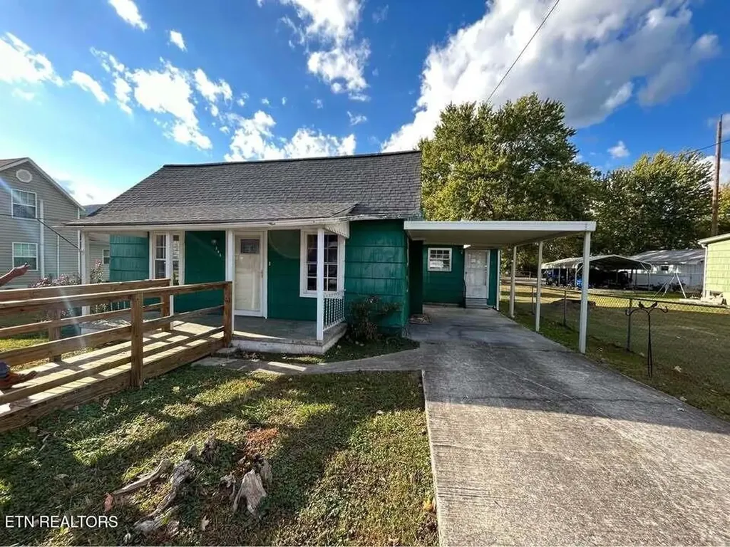 205 S Front Street Rockwood TN 37854