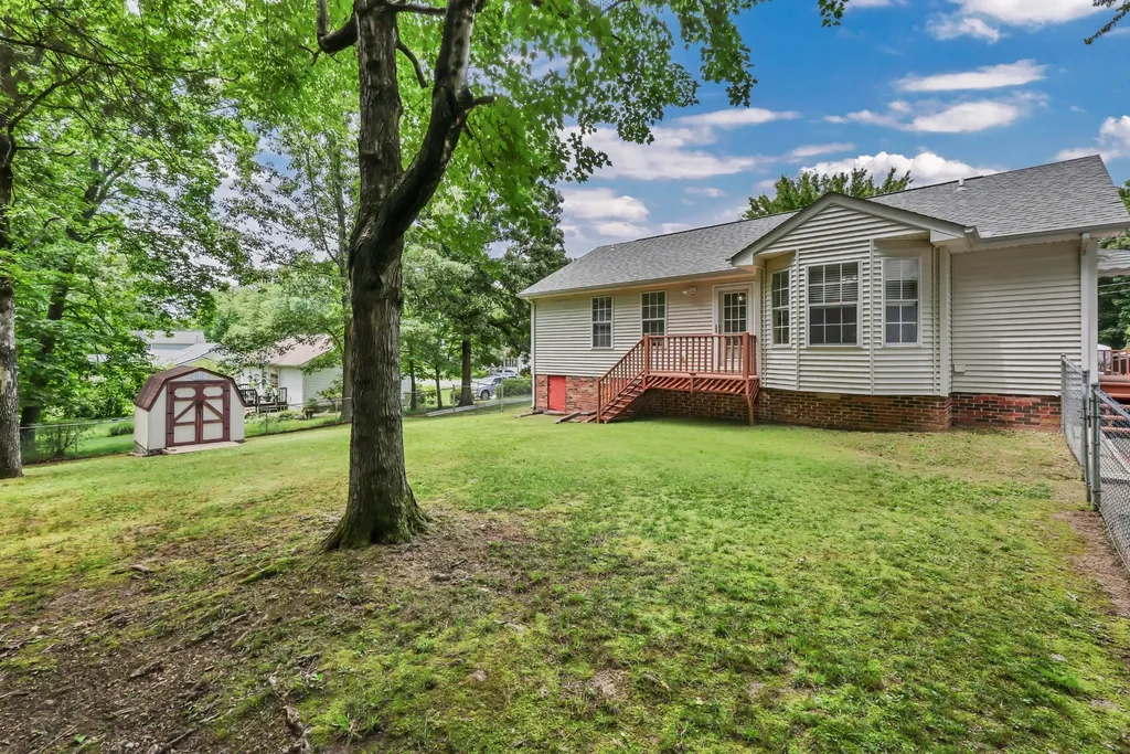 110 Acorn Drive Dickson TN 37055