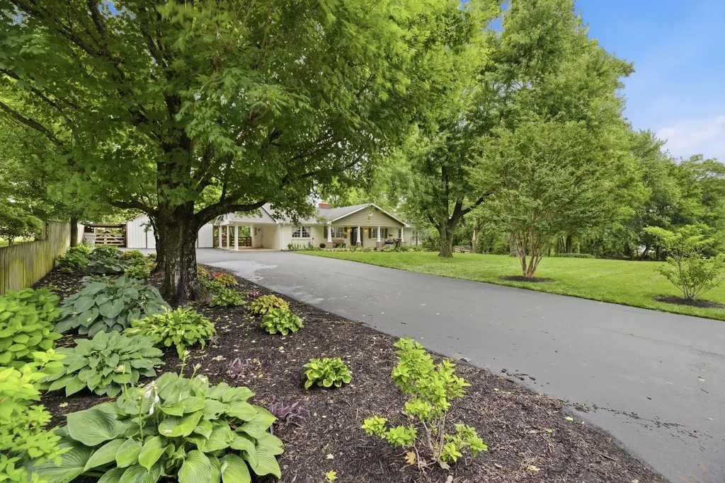 1166 Lake Road Nolensville TN 37135